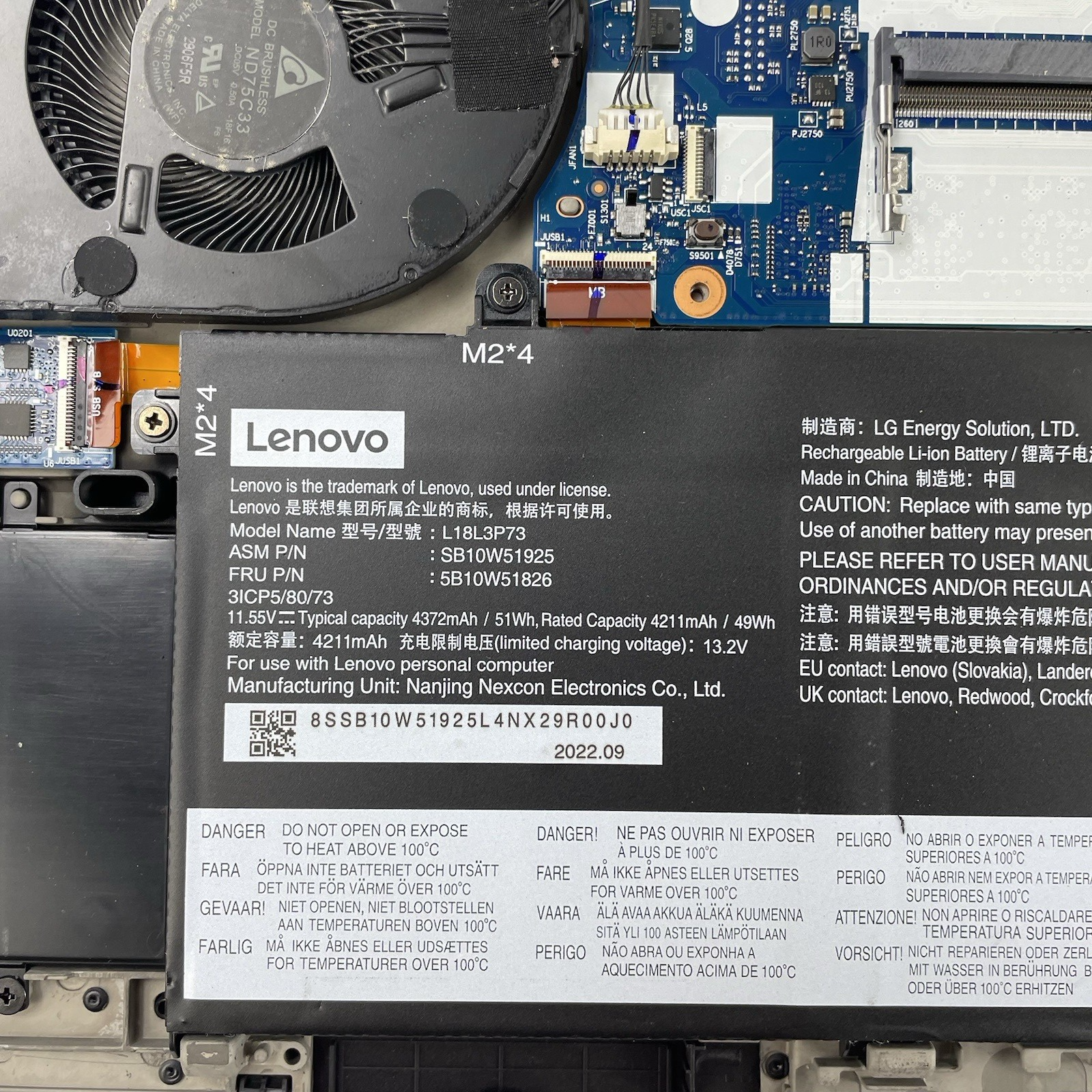 Lenovo ThinkPad T14 Gen 2a 14" Ryzen7 Pro 5850U 1.90 GHz 16 GB RAM No SSD/OS/AC19