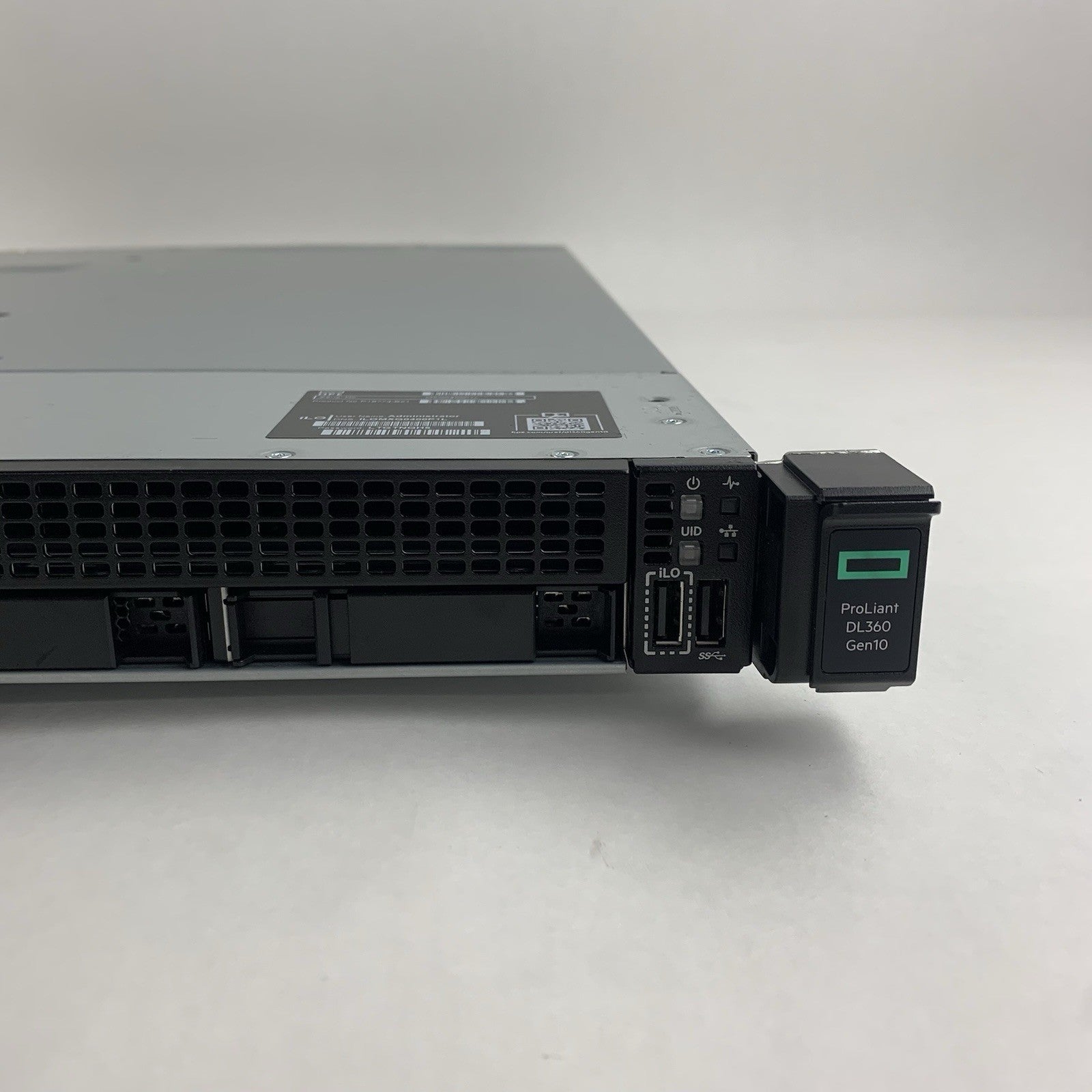 HP Proliant DL360 Gen10 Server 1x Silver 4208 2.1 GHz 16 GB Ram No OS No HDD4