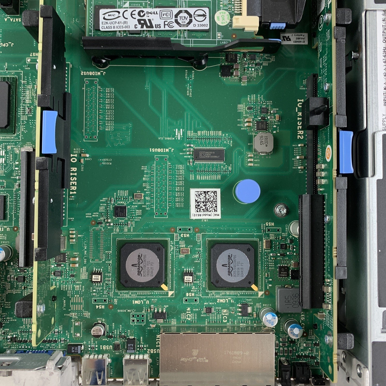 Dell PowerEdge R610 Server 1x Xeon E5520 2.27 GHz 16 GB RAM No HDD No OS