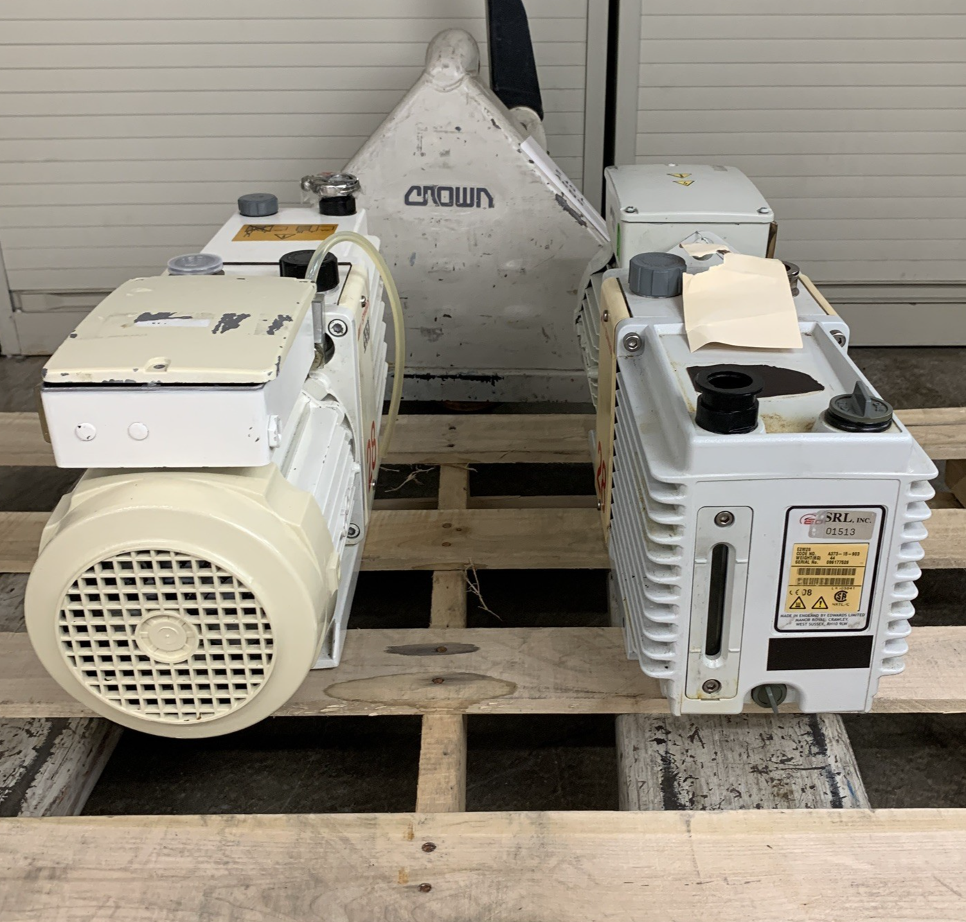 Edwards E2M28 Rotary Vane Vacuum Pump Drained Oil Parts and Repair Lot of 2x