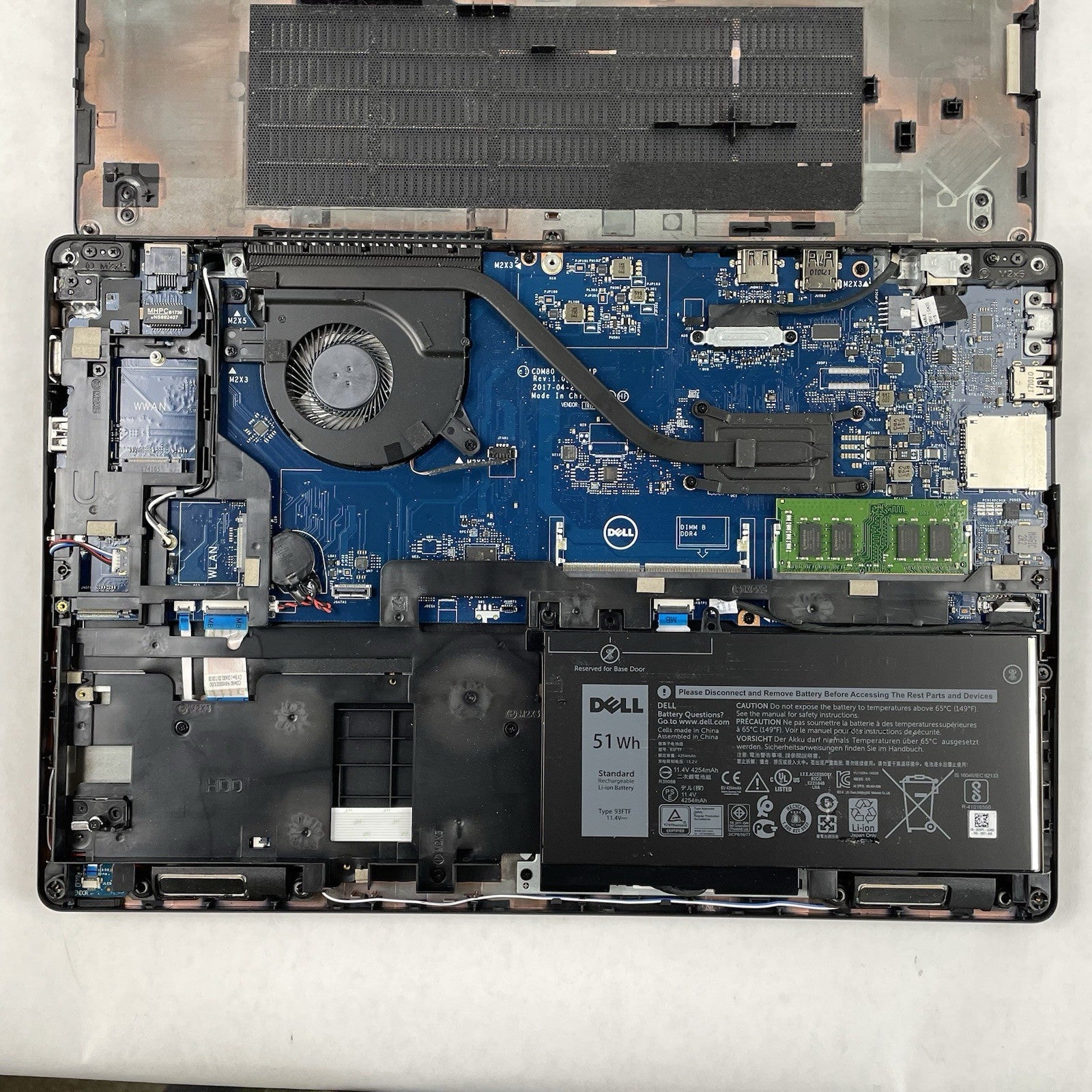 Dell Latitude 5580 15.6" i5-6300U 2.40 GHz 8 GB RAM No SSD/OS/AC20