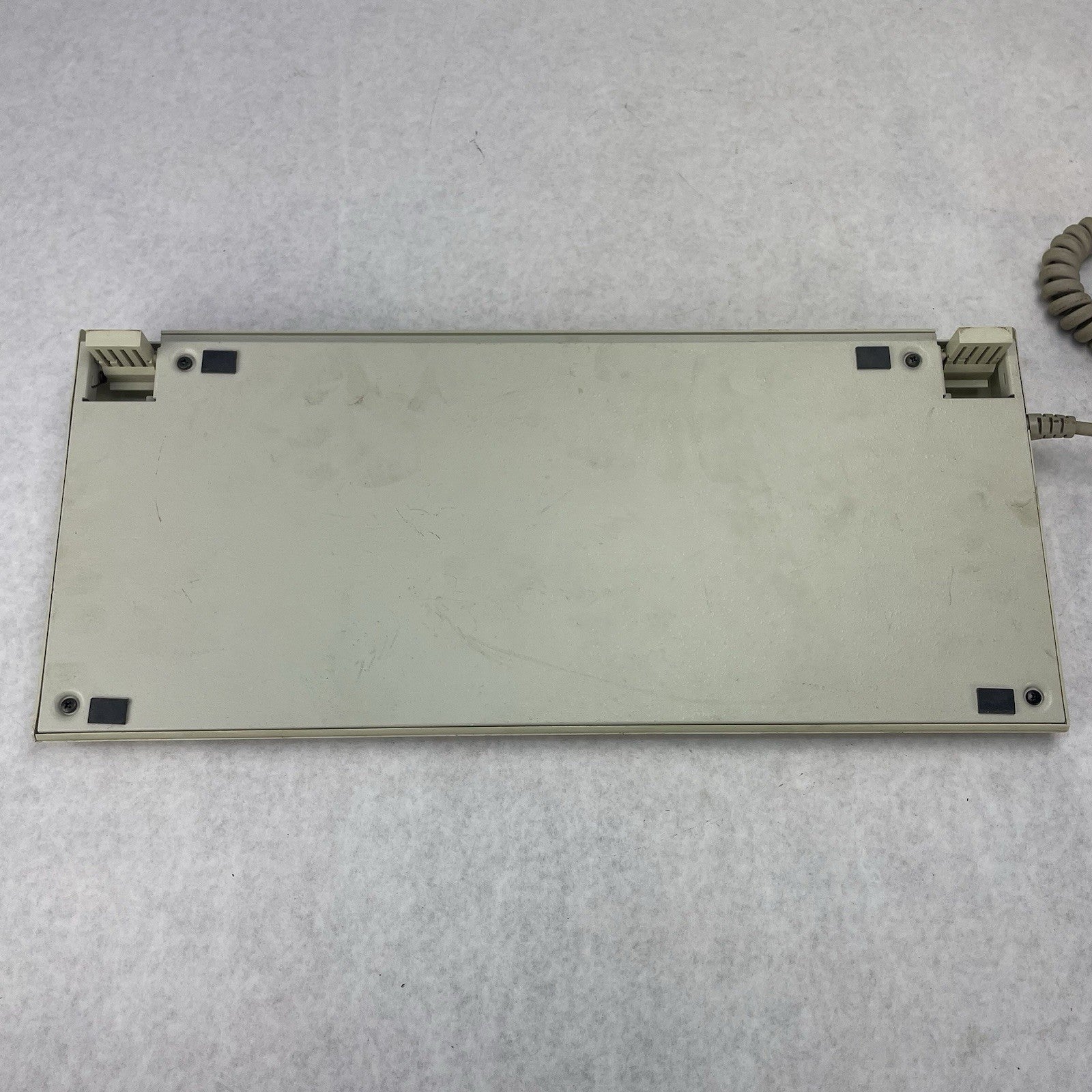 Zenith Data Systems Z-150 Keyboard Green Alps7