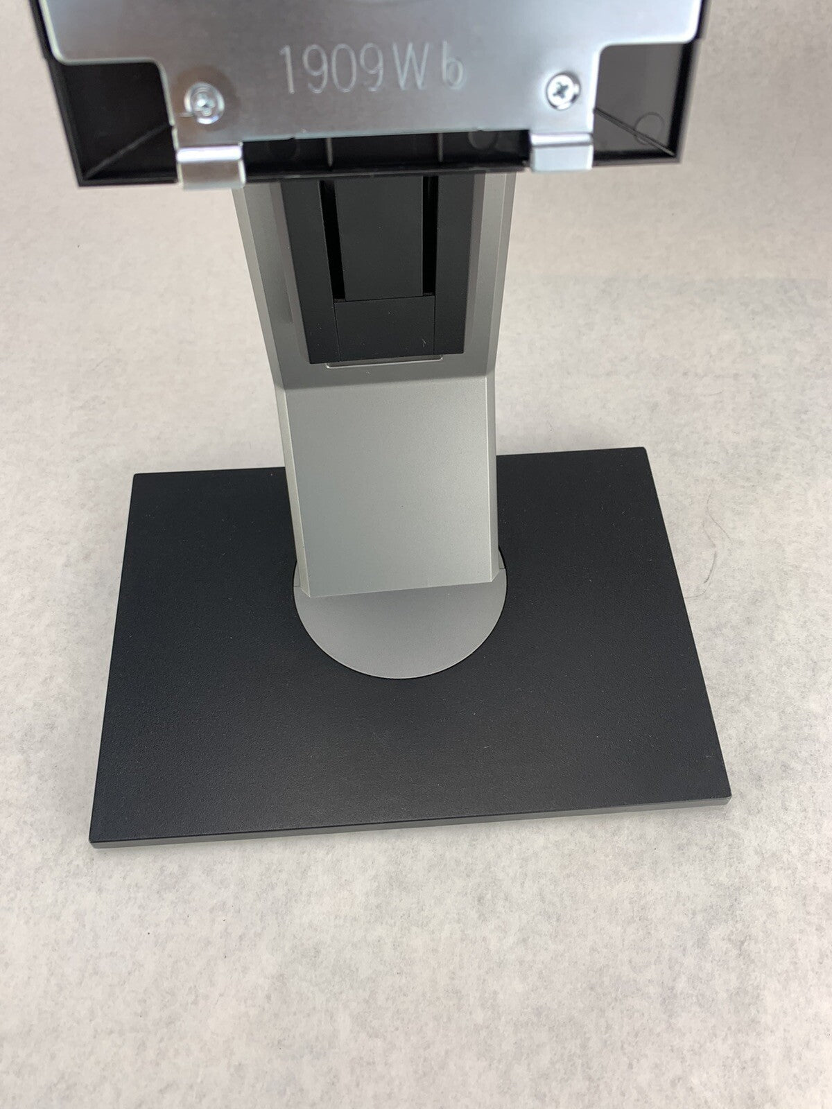 Dell 1909Wb Monitor Stand
