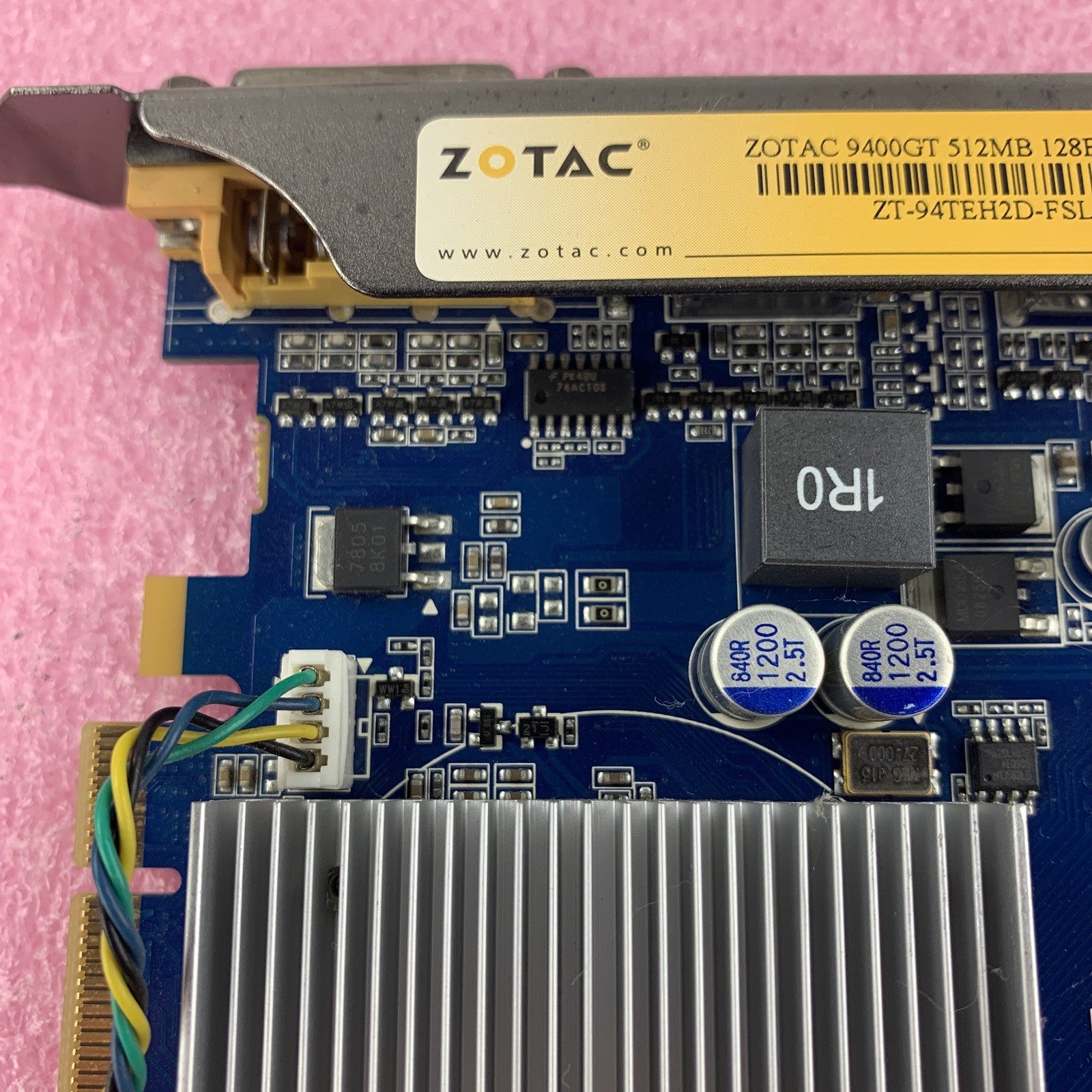 Zotac GeForce 288-30N49-010ZT 9400GT 512MB 128bit DDR2 DVI VGA Video Card