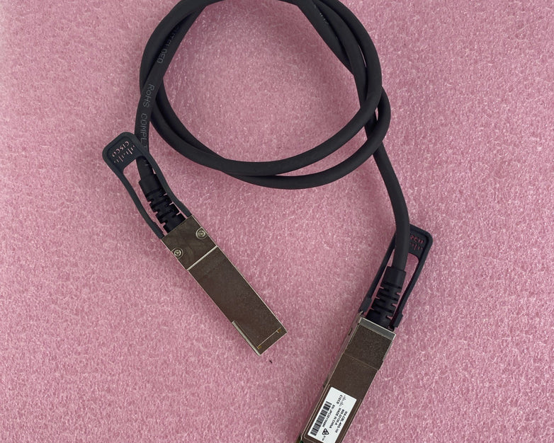 Cisco MA-CBL-40G-1M 600-22130-A Stacking Cable Lot of 3