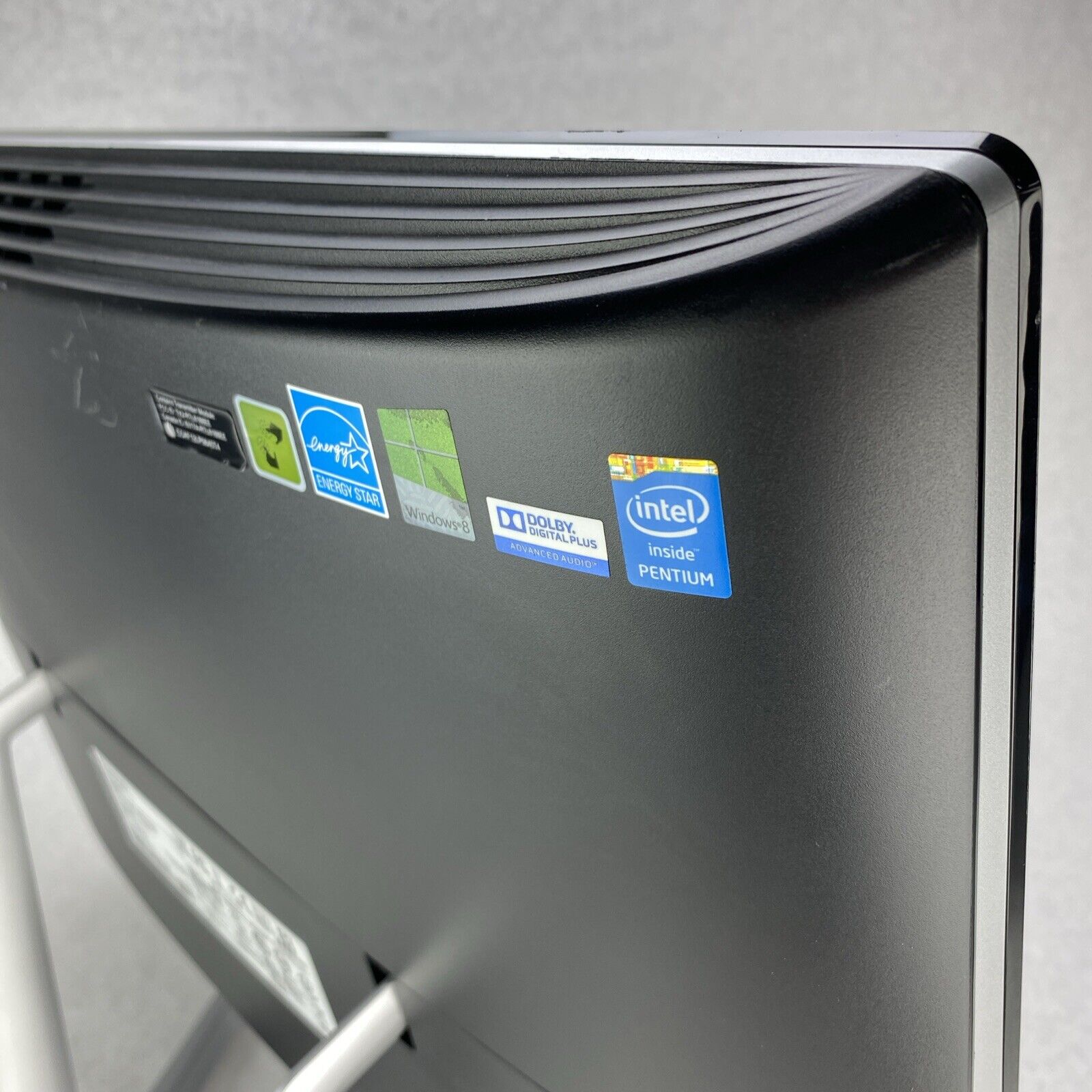 Lenovo C460 AIO-FOAD 21.5" Intel Pentium G3220T 2.60GHz 4GB No HDD No OS No AC
