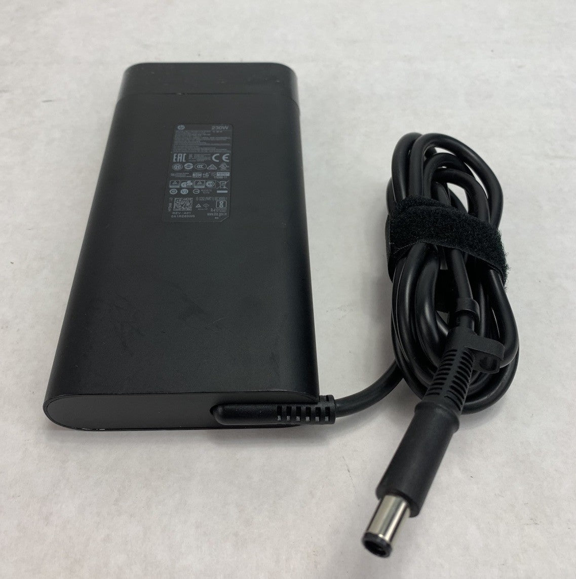HP TPN-LA10 19.5V 11.8A 230W AC Adapter Power Supply1