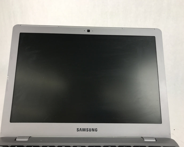 Samsung XE550C22 Chromebook - Celeron 1.30 GHz 4GB Ram 16GB - Battery Below 50%