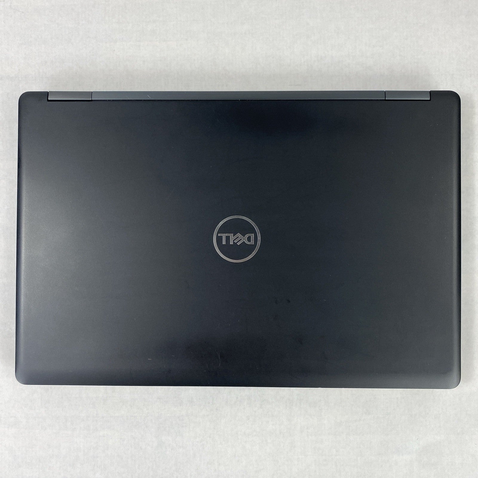 Dell Latitude 5590 Core i7-8650U 1.90 GHz 8GB RAM 15.6" No HDD No OS