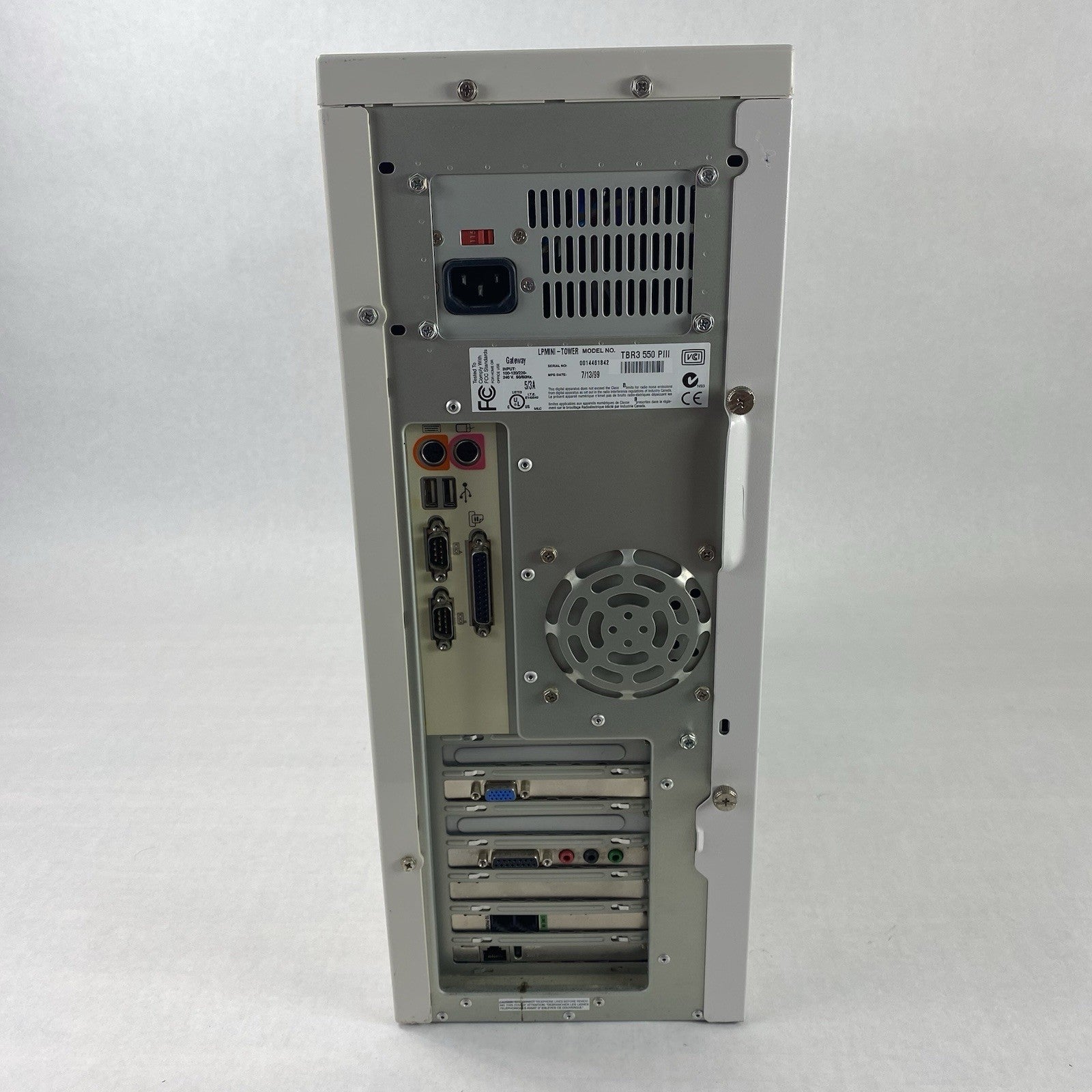 Gateway TBR3 550 PIII Pentium III 550MHz 128MB RAM No HDD No OS