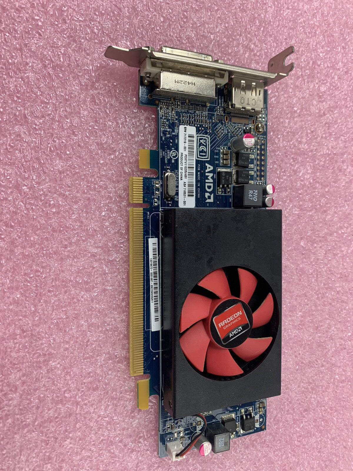Mix of 4 Untested Radeon 1GB DisplayPort DVI PCIe16 Low Profile GPUs