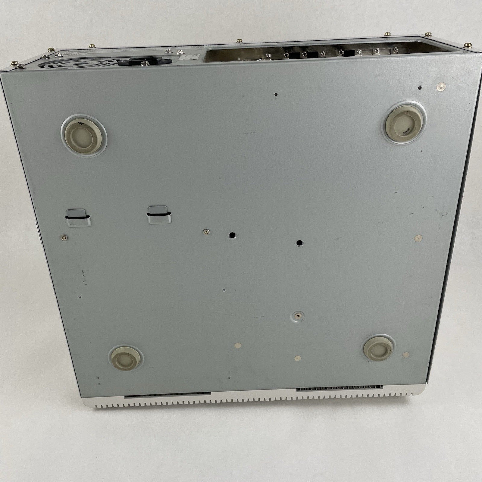 Gateway 2000 4DX-33V 4 Barebones Chassis with Power Supply