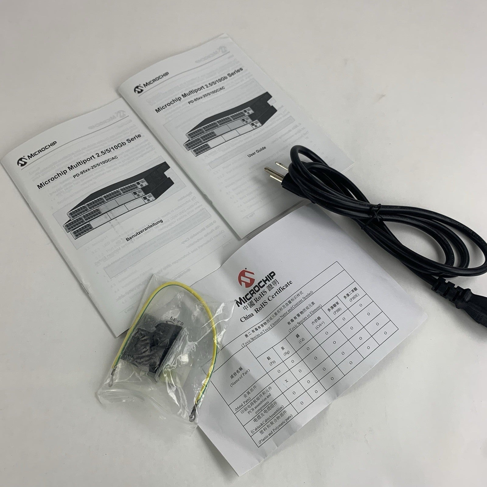 Microchip PD-9512-10GC/AC 12-Port BT 60W Switch Box Opened8