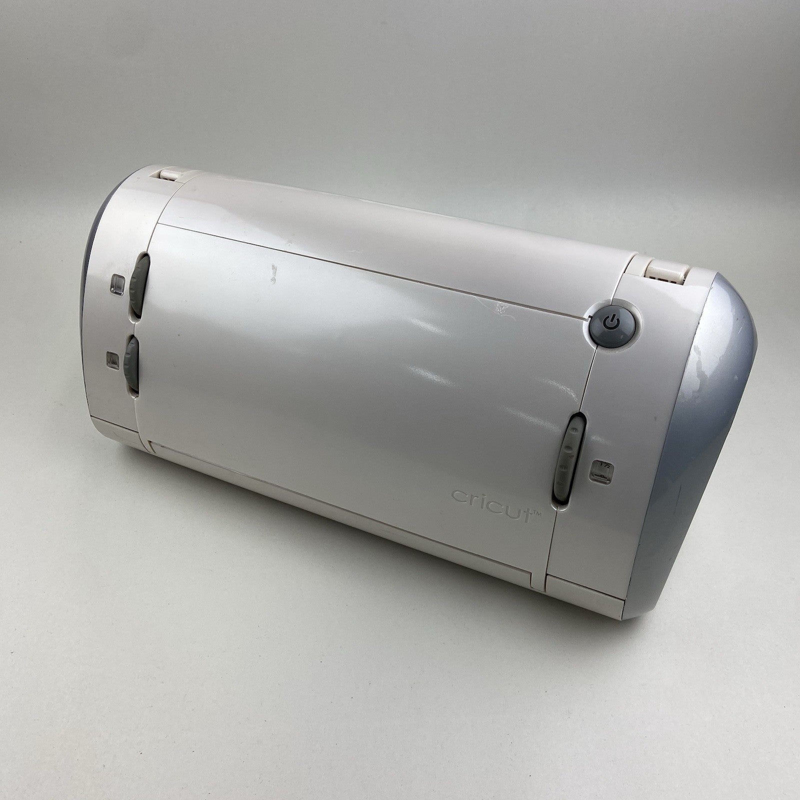 Cricut Personal Electronic Cutter Machine CRV0010