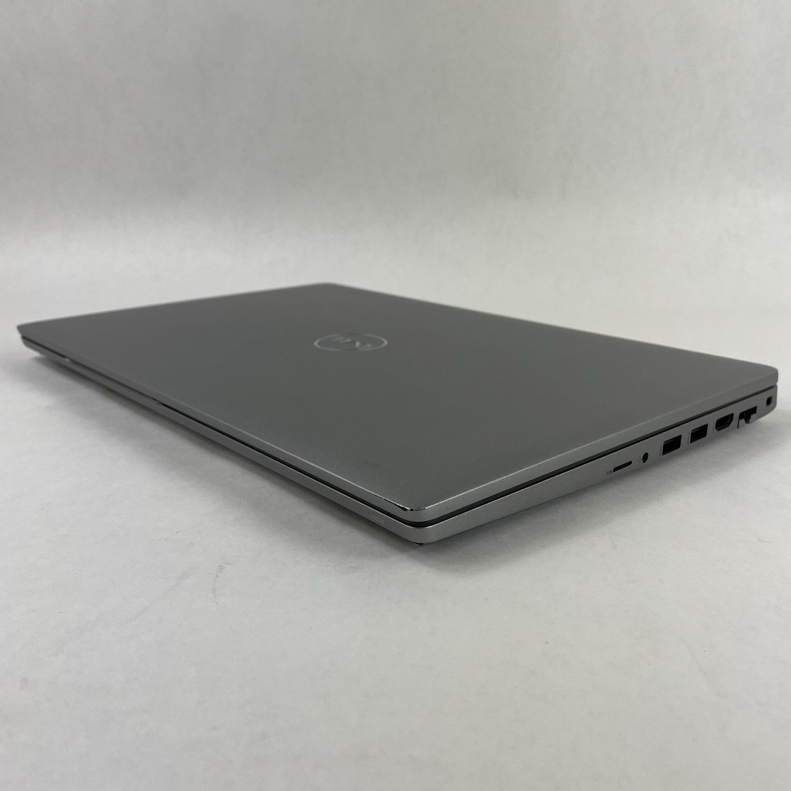 Dell Latitude 5520 15.6" i5-1145G7 2.60 GHz 16 GB RAM No SSD/OS/AC13