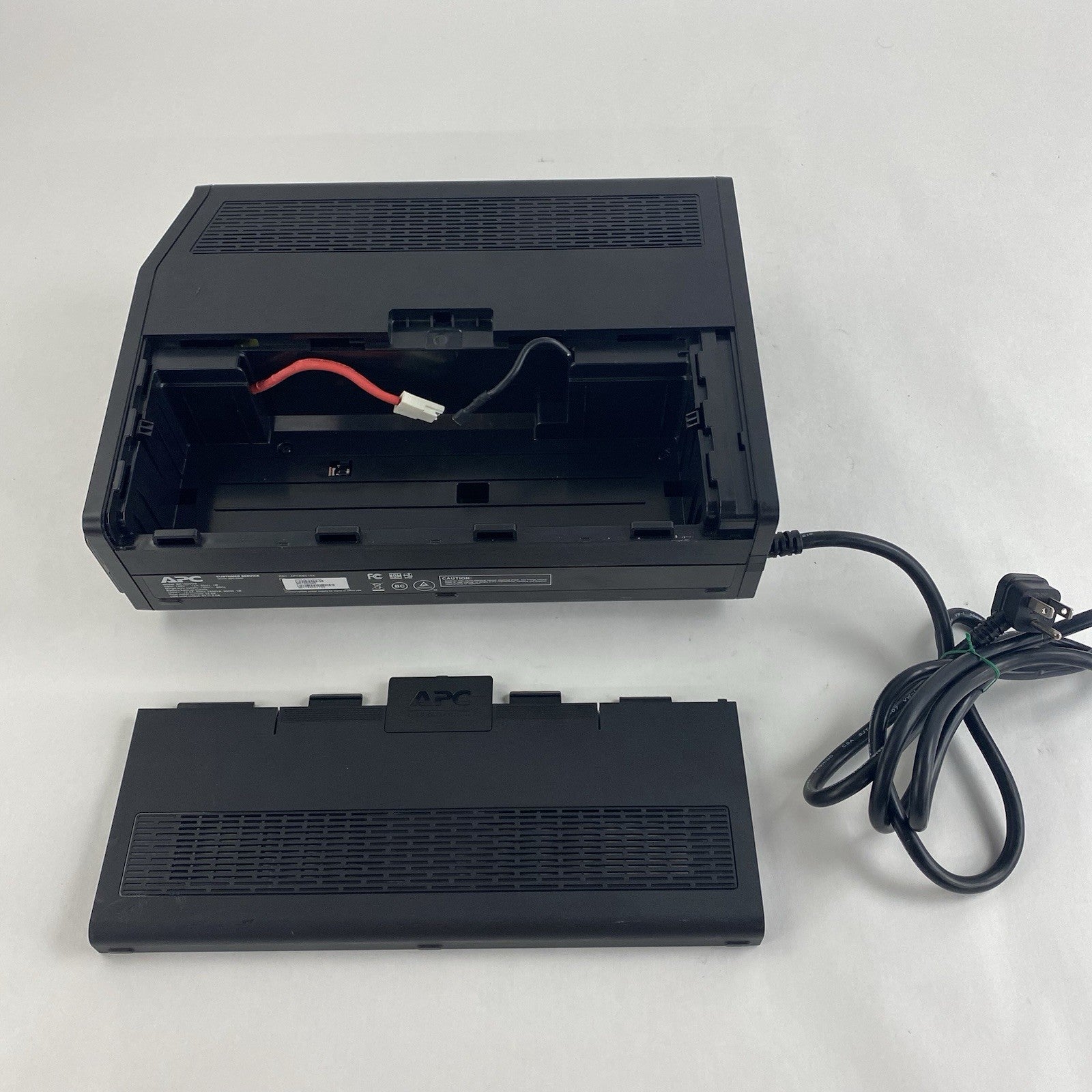 APC BR1500MS Back-UPS Pro 1500S No Batteries Tested6