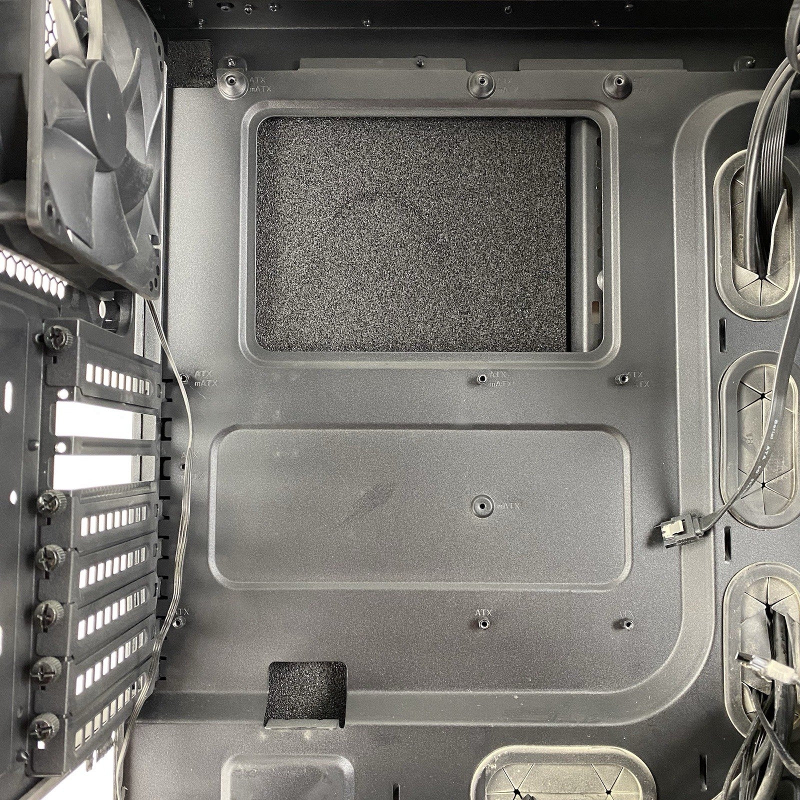 Corsair Obsidian Series 550D Mid-Tower Gaming Computer Case Damaged Front Panel