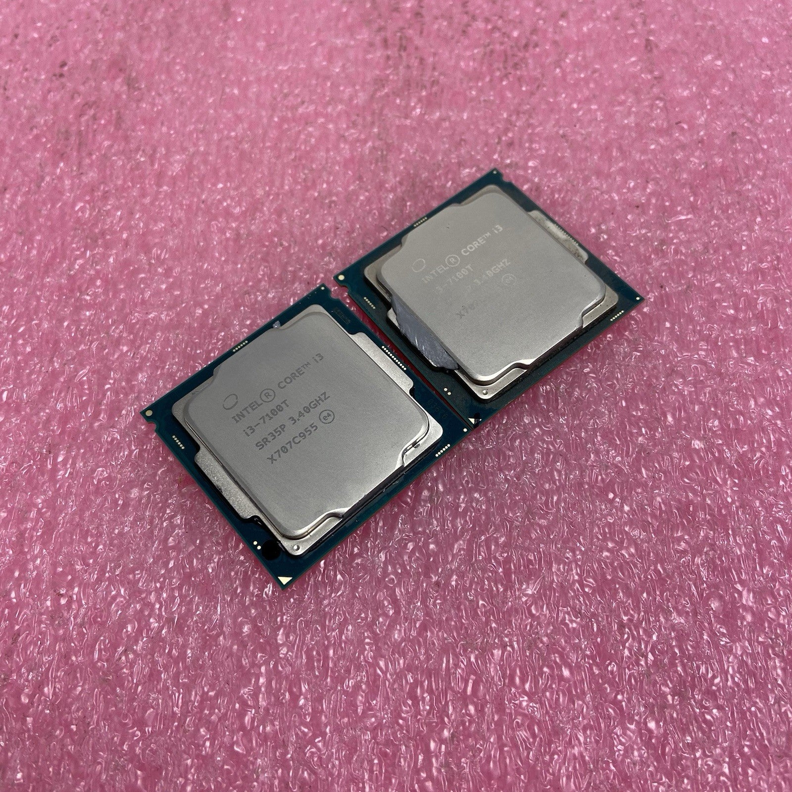 Lot of 2 Intel Core i3-7100T SR35P 3.4GHz Desktop CPU0