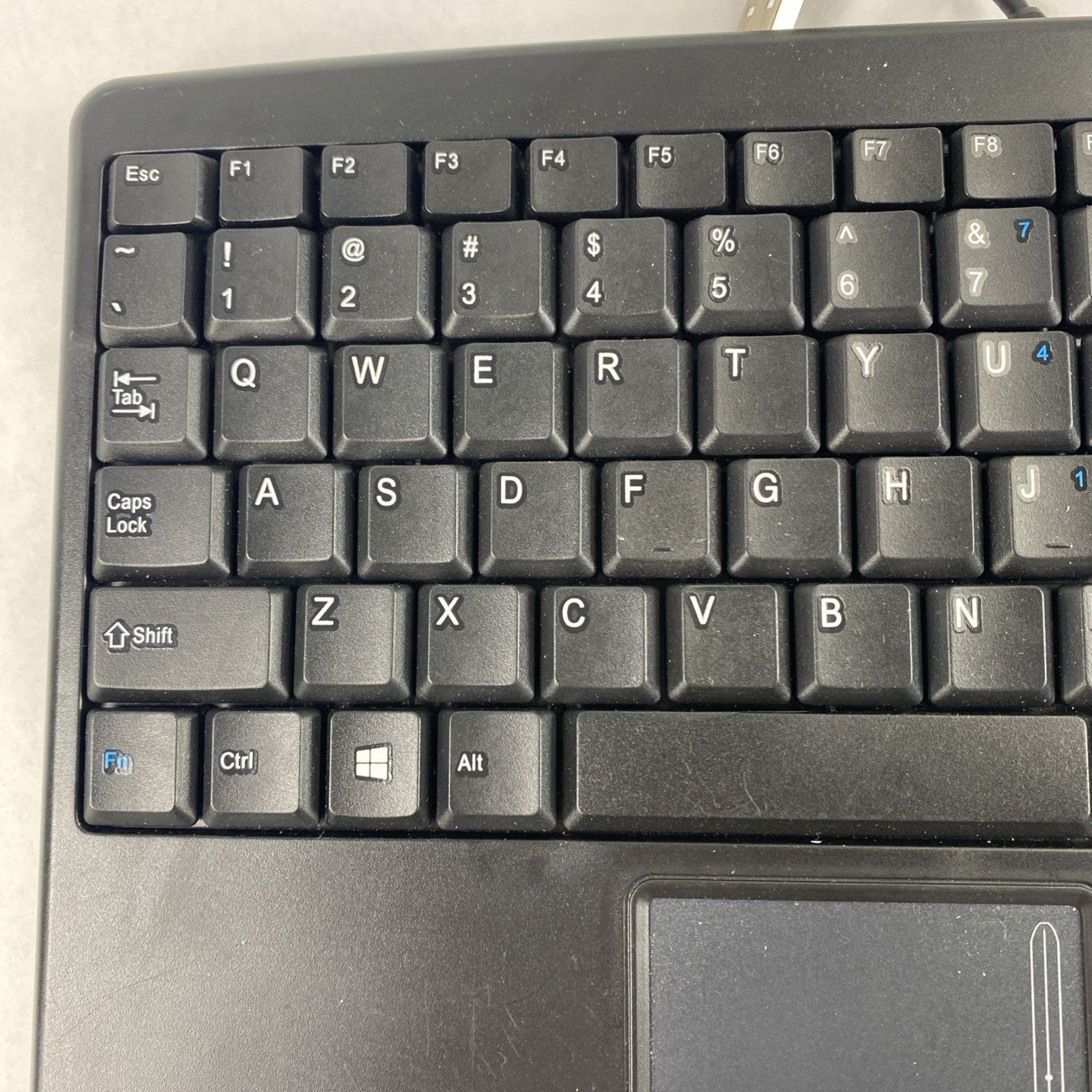 Adesso AKB-410UB SlimTouch USB-Wired Mini Keyboard4