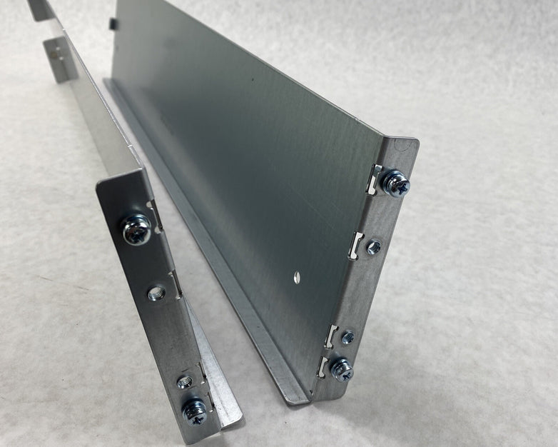 EMC 042-009-232 Left + 042-009-231 Right server rail shelf
