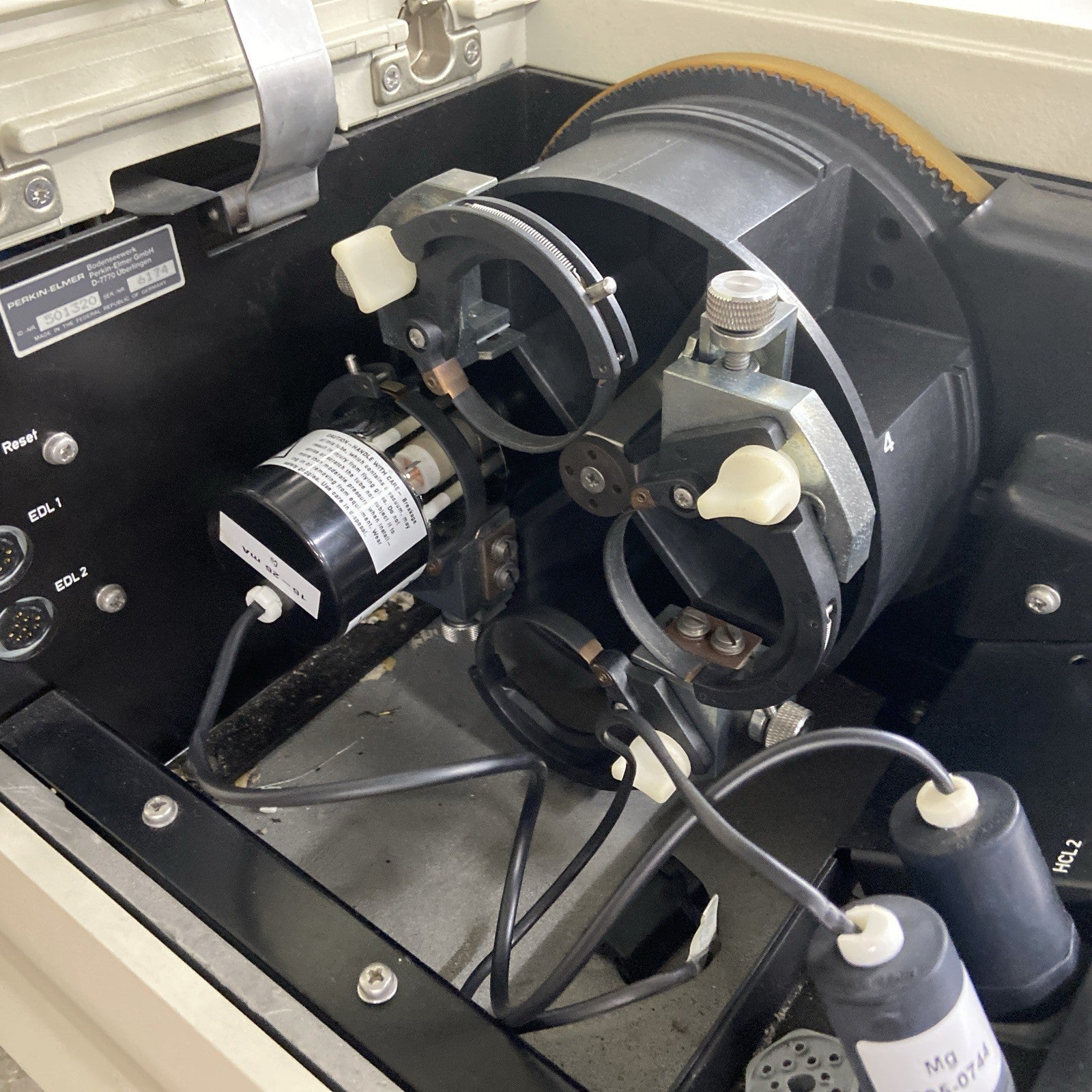 Perkin Elmer Zeeman Atomic Absorption Spectrometer Model 4100ZL