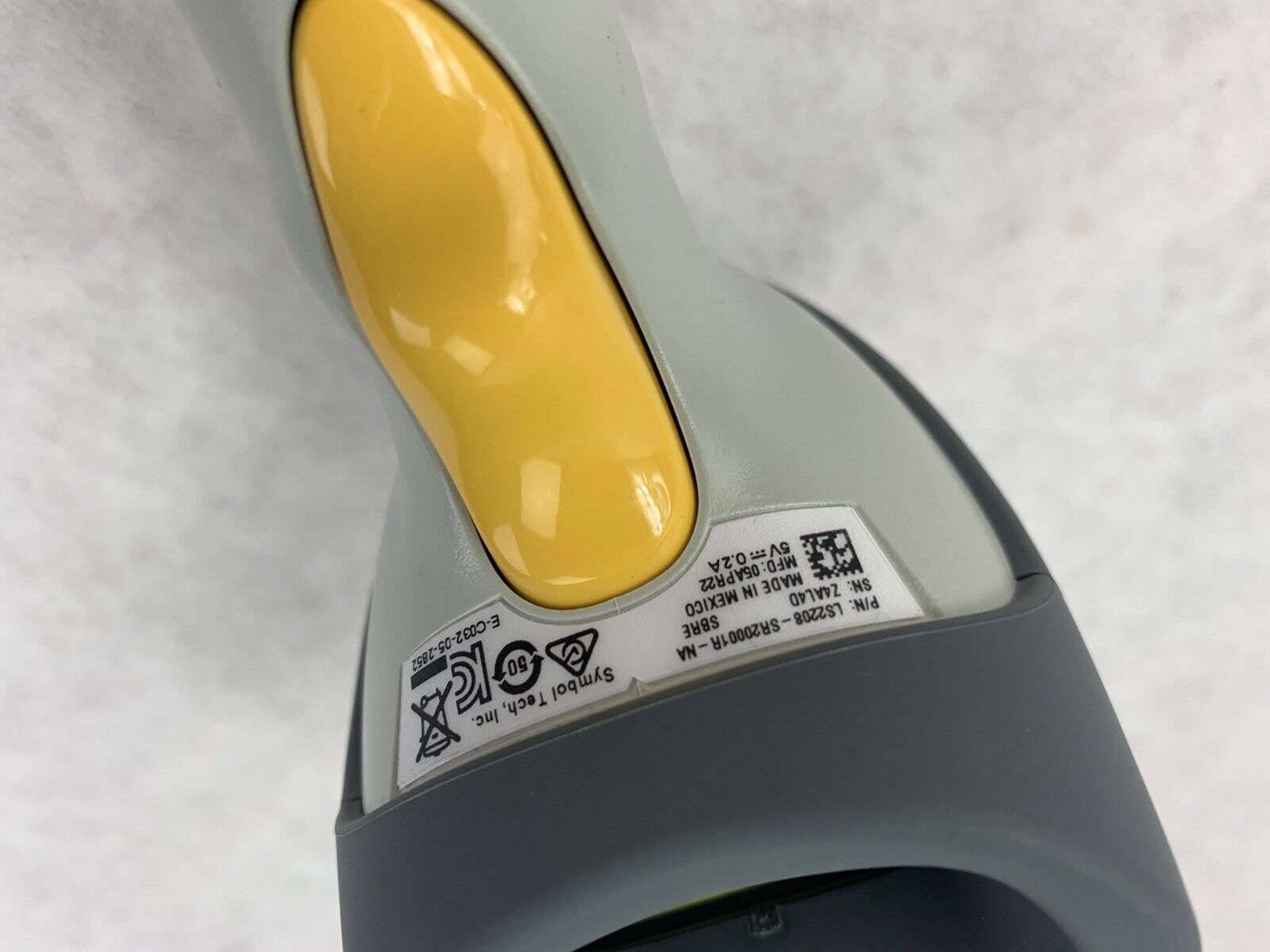 Symbol LS2208-SR20001R Barcode Scanner with USB Cable
