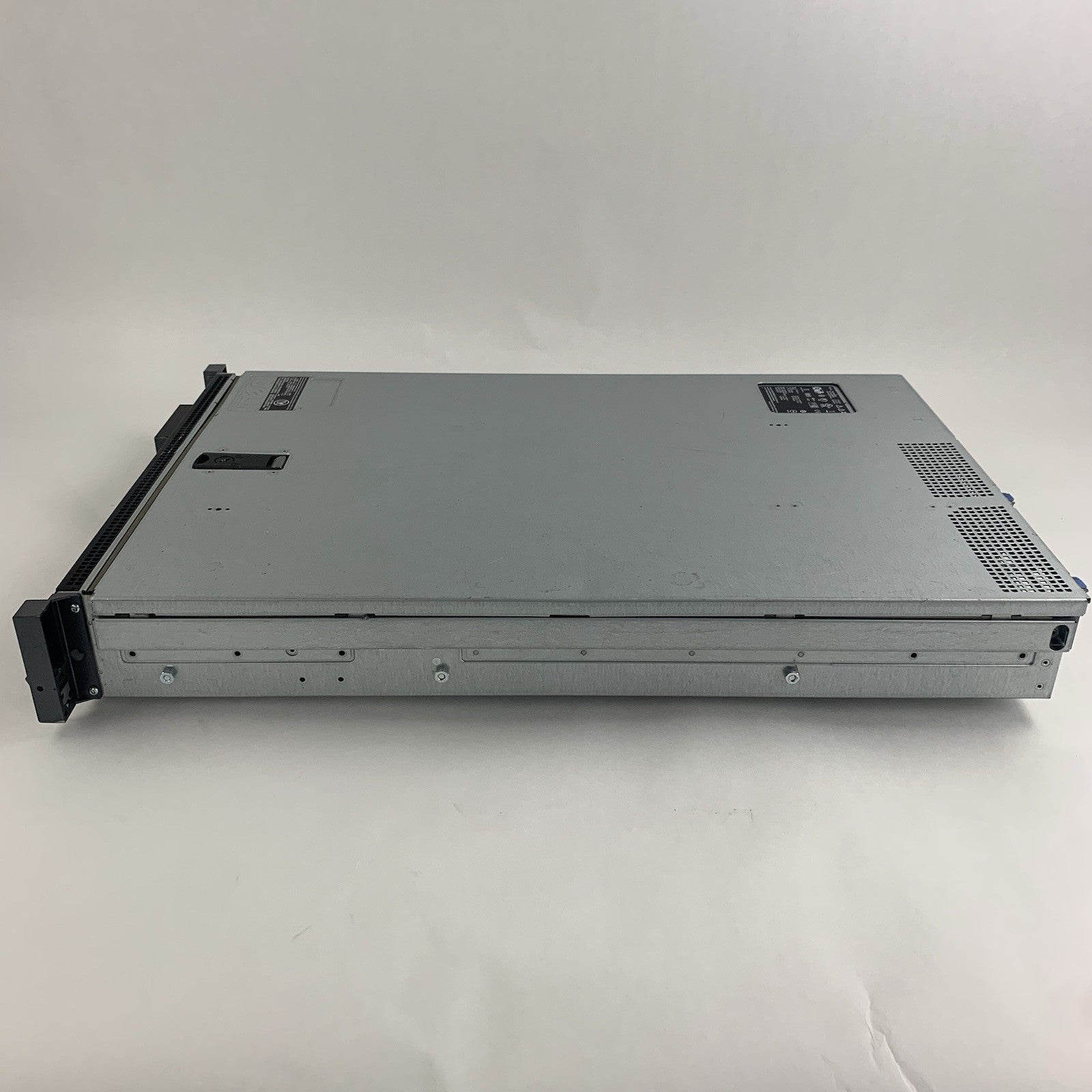 Dell Poweredge R710 Server 2x E5620 2.4 GHz 48 GB Ram Bad ODD No HDD No OS10