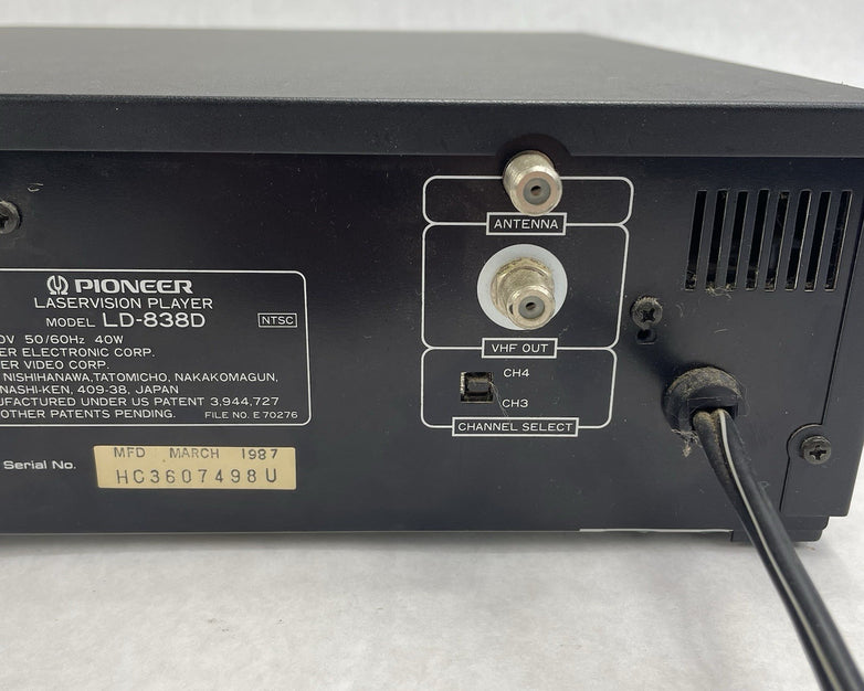 Pioneer LD-838D Laservison Laser Disk PLAYER  LD-838D For Parts
