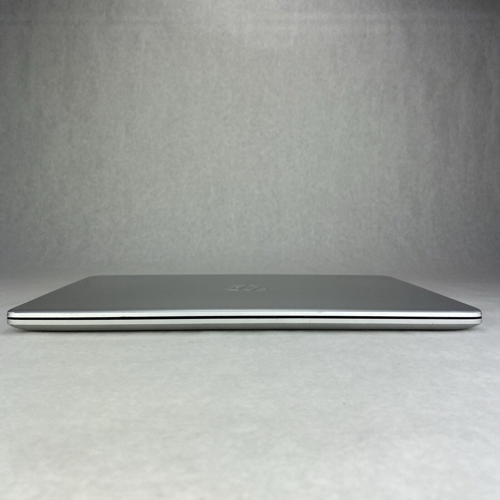 HP Laptop 15-dy2046nr 15.6" Intel Core i3-1115G4 3.0GHz 8GB RAM No AC HDD OS