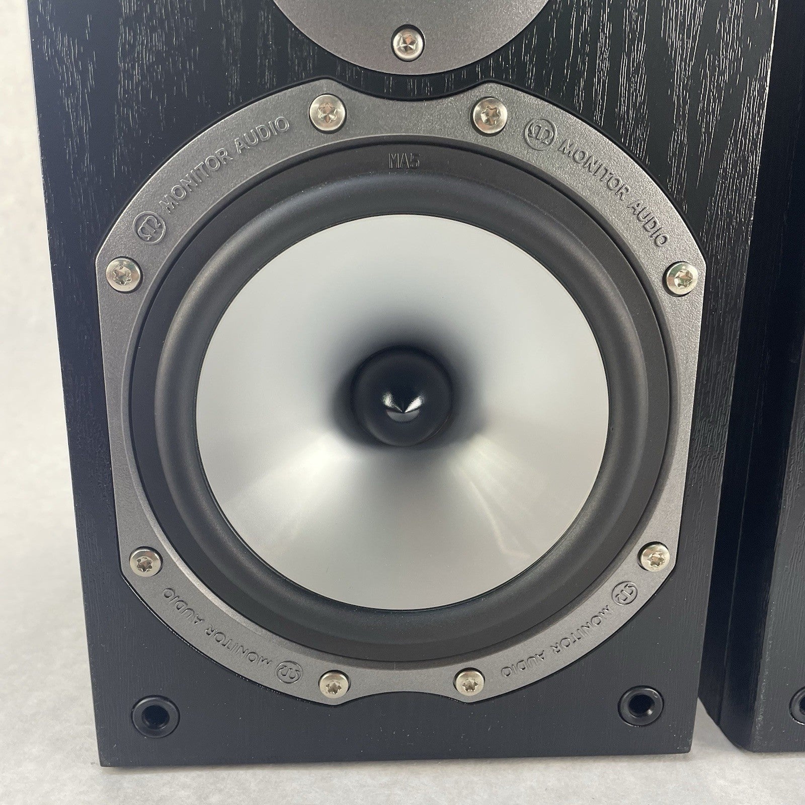 Monitor Audio Bronze BR1 Bookshelf Speakers Tested Working Unit3