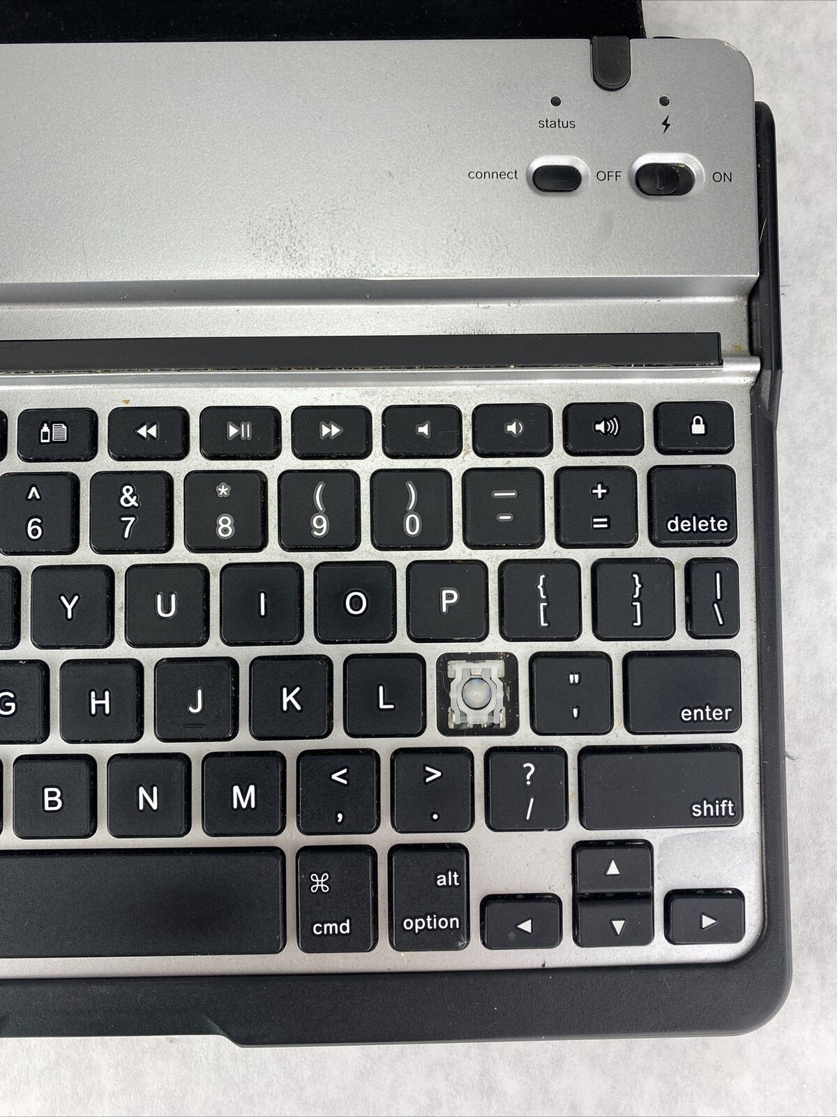 Zagg Folio Bluetooth Keyboard for iPad 2nd/ 3rd/4th Gen Carbon Fiber Black