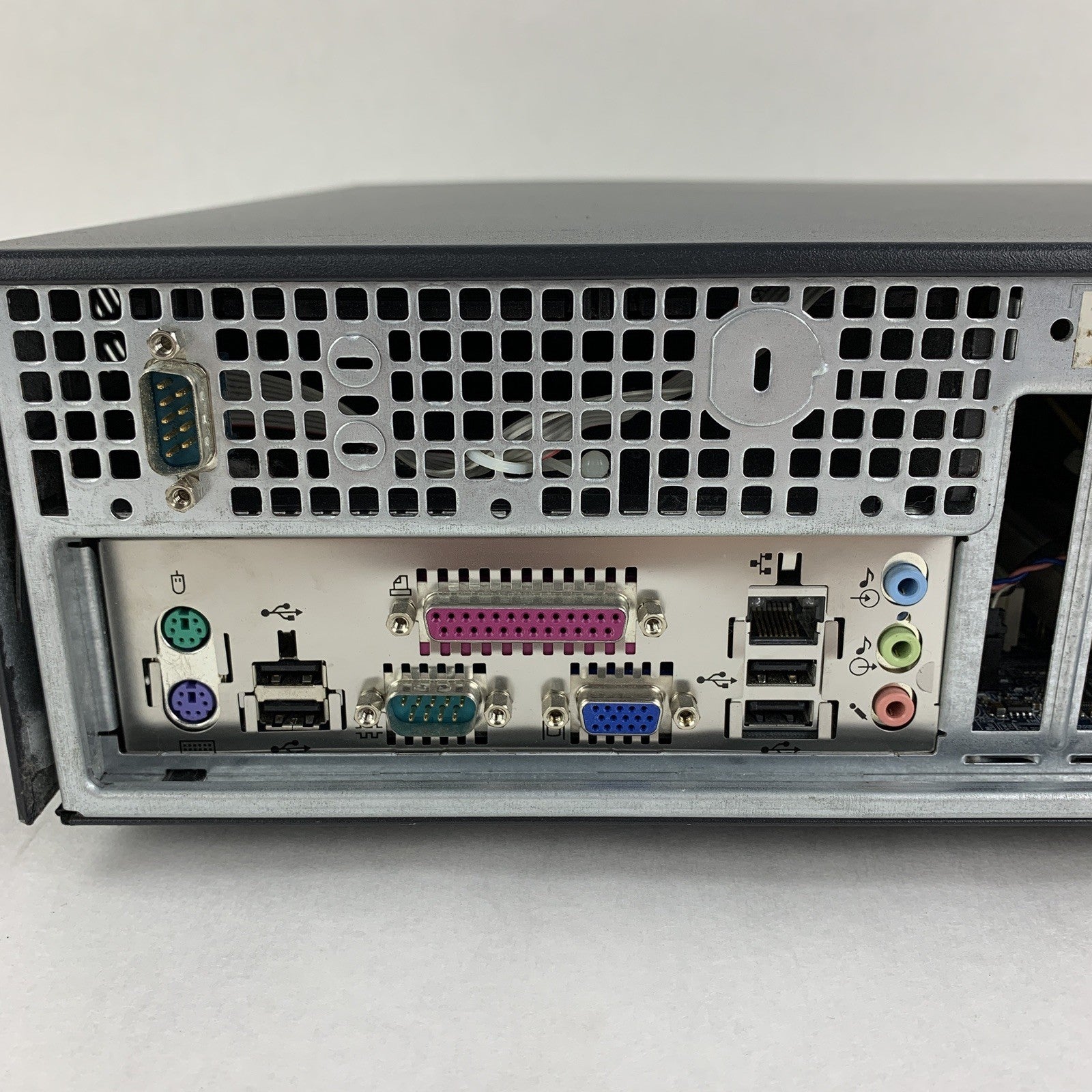 IBM Netvista 8303-42U Desktop Pentium 4 2.4 GHz 256 MB Win XP COA No OS No HDD