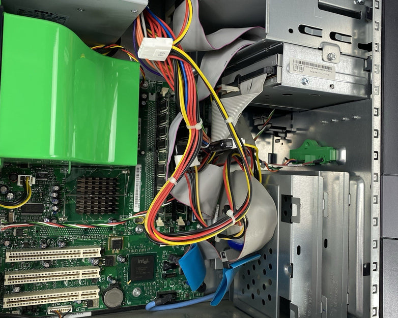 Dell OptiPlex 170L MT Intel Celeron 2.4GHz 1GB RAM No HDD No OS