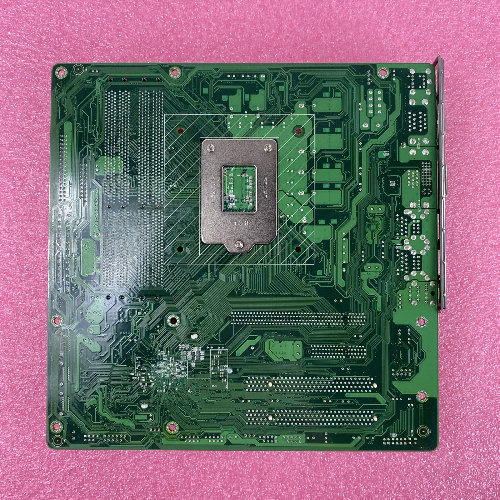 DFI PT330 Motherboard Intel Core i5-650 3.2GHz 4GB RAM w/ Shield