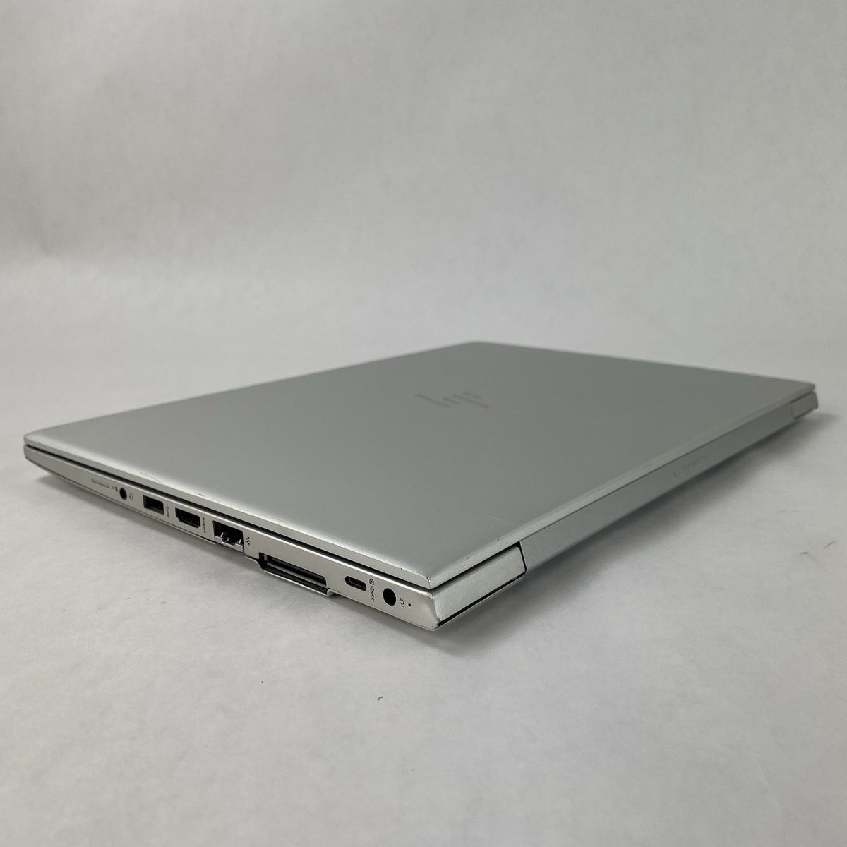 HP mt44 14" Ryzen 3 Pro 2300U 2.00 GHz 4 GB RAM No SSD/OS/AC - READ11