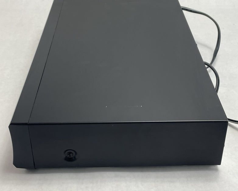 JVC HR-XVC11BJ DVD and VCR Combo Player No Remote Tested/Working