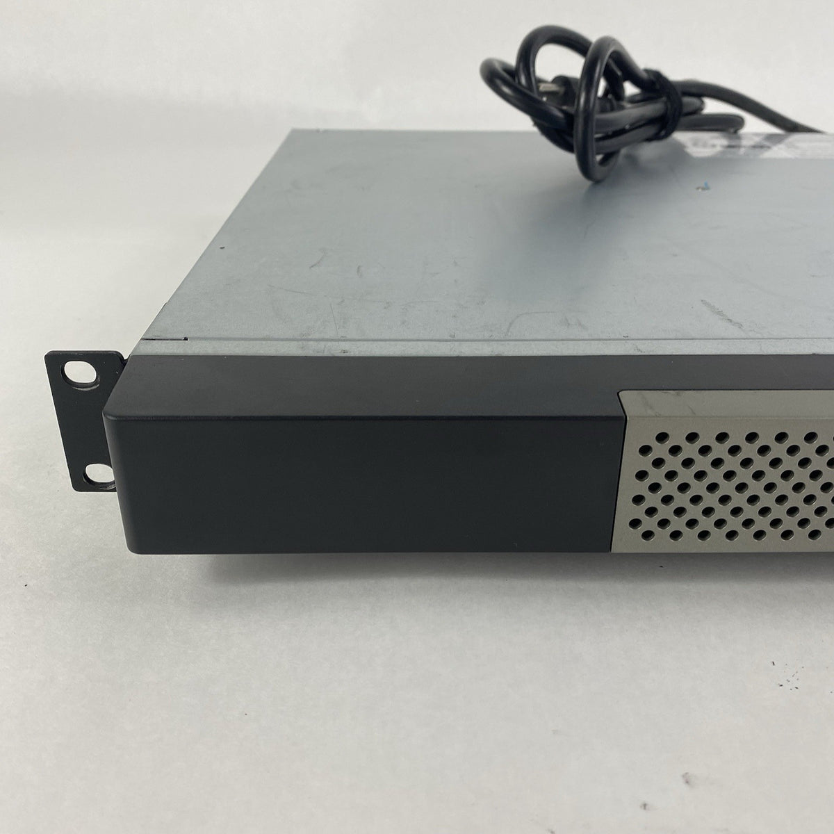 Eaton 5P550 550VA 420W 5 Outlet Rackmountes UPS - Tested4