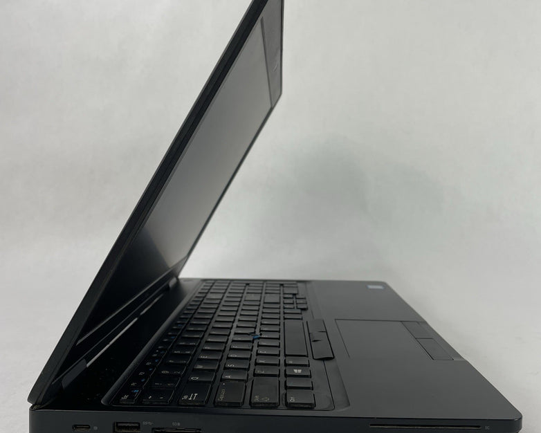 Dell Latitude 5580 15.6" i5-7300U 2.60 GHz 8 GB RAM No SSD/OS