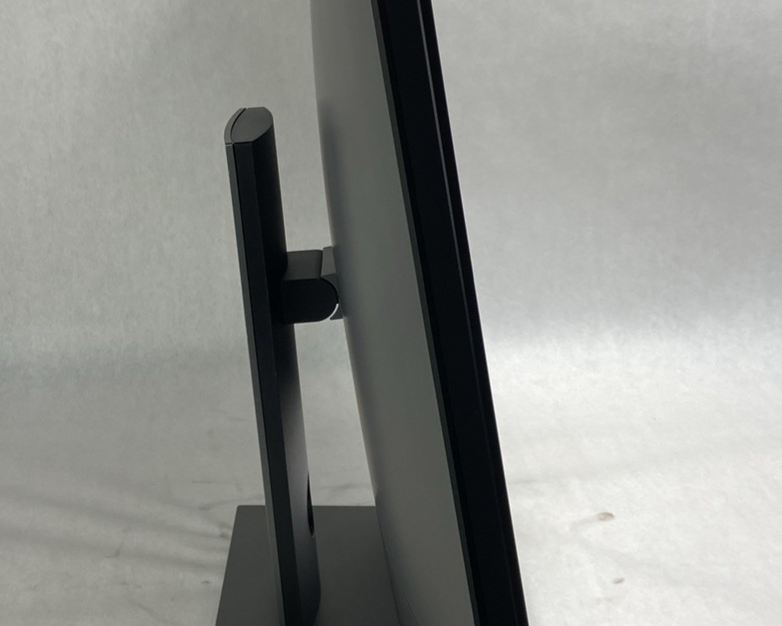 Dell Flat Panel Multi Client Monitor P4317Qc 43" In 4k UHD 3840x2160 With Stand