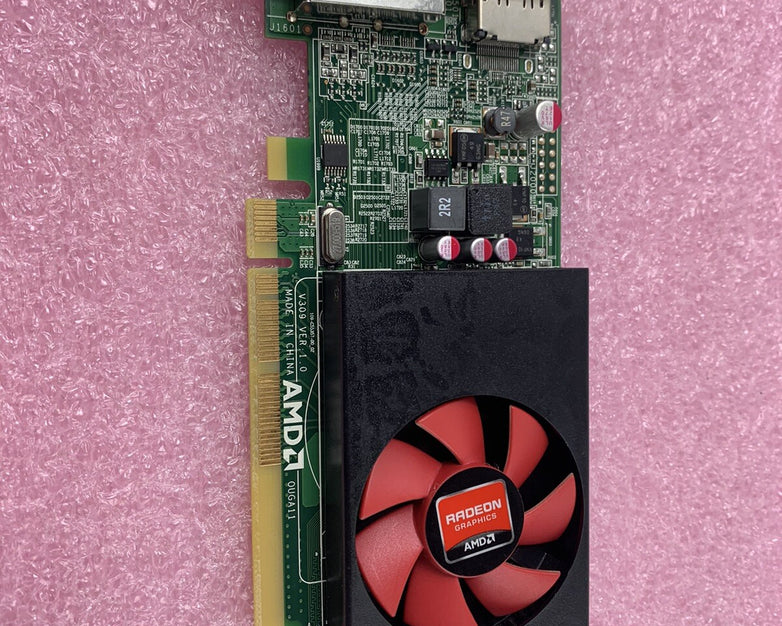 Mix of 4 Untested Radeon 1GB DisplayPort DVI PCIe16 Low Profile GPUs