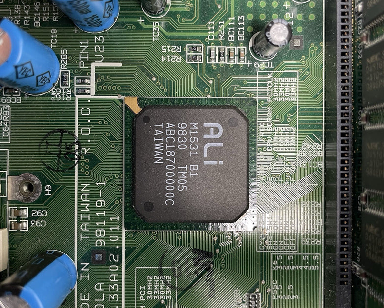 Vintage Acer Aspire AS2100 AMD K6-2 3D Max 64 MB Ram No HDD No OS