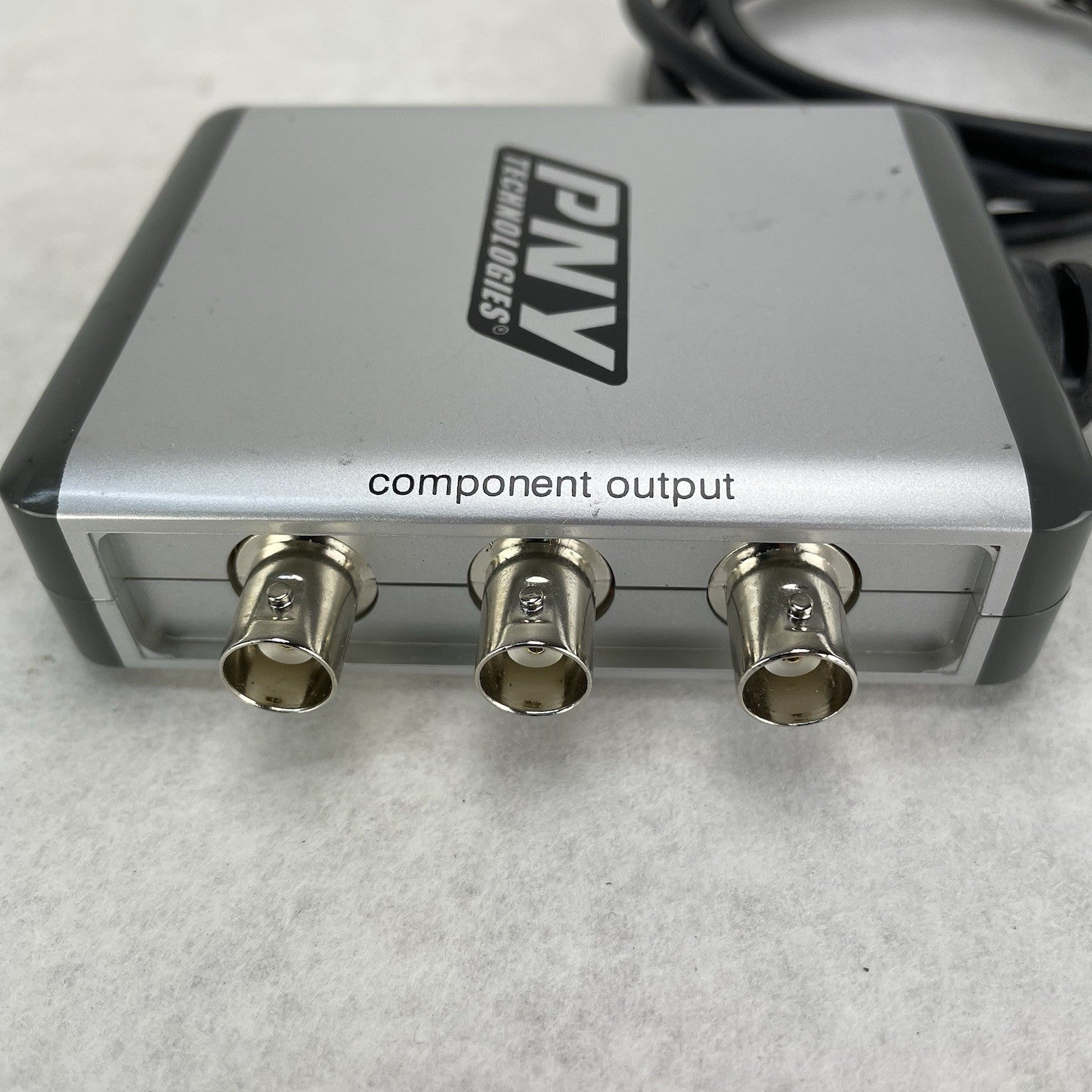 PNY Technologies 91004686A HDTV Video Adapter Breakout Box Untested