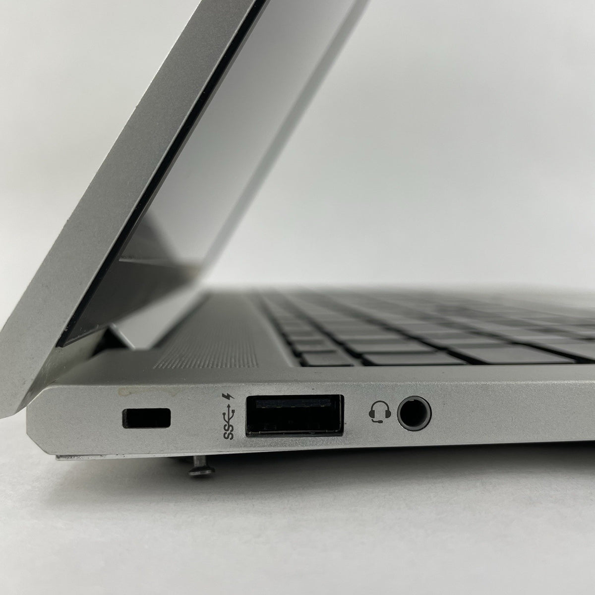 HP EliteBook 850 G8 15.6" i5-1145G7 2.60 GHz 8 GB RAM No SSD/OS/AC/Batt - Bottom5