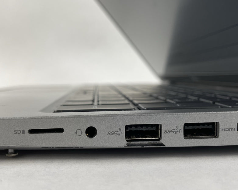 Dell Latitude 5540 15.6" i5-1345U 4.35 GHz 8 GB RAM No SSD/OS/AC - READ