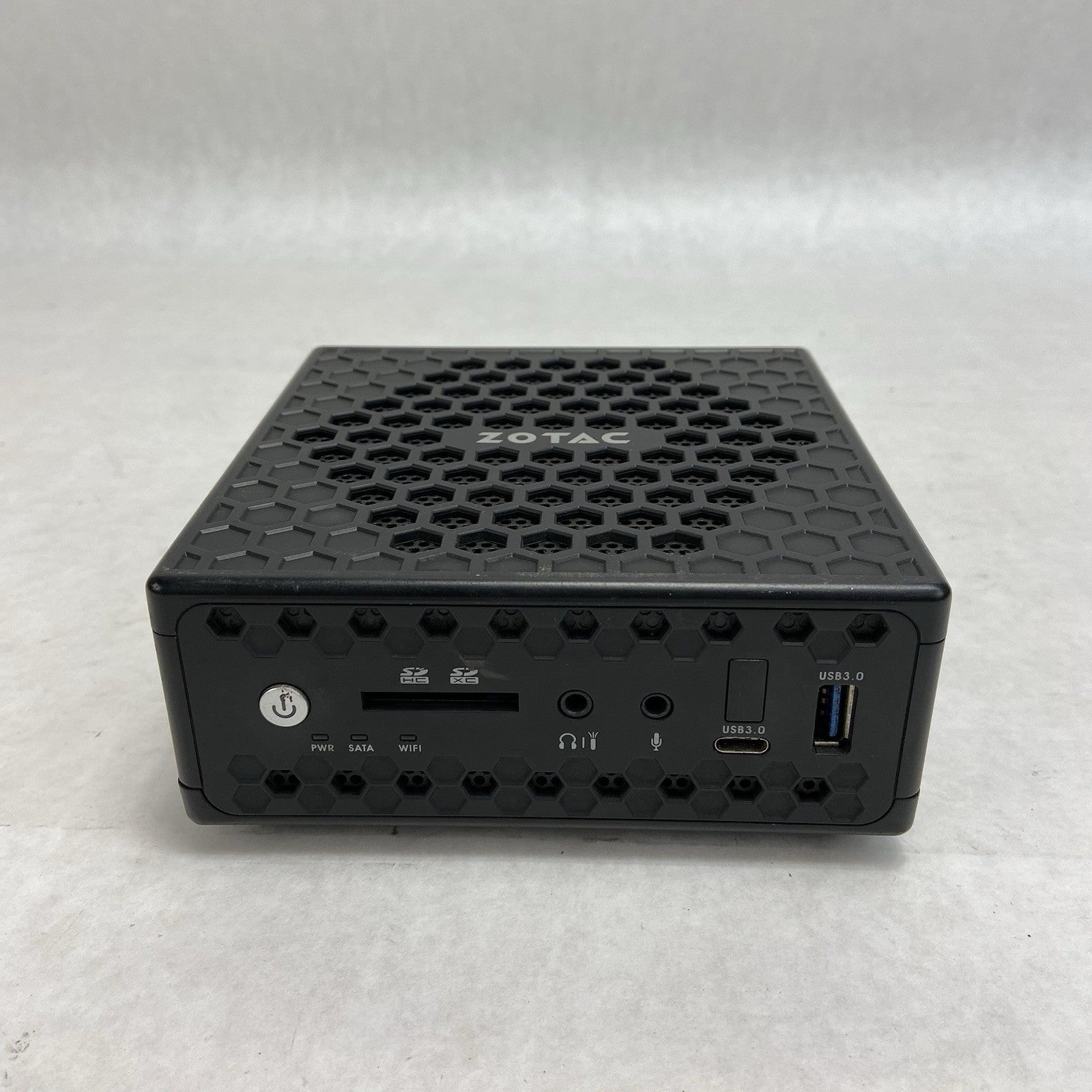 ZOTAC Zbox-C1323NANO Mini PC Intel Celeron N3150 1.6GHz 8GB RAM No AC/HDD/OS1
