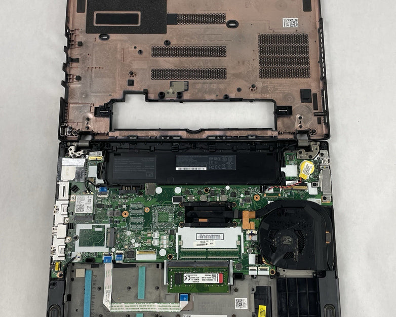 Lenovo ThinkPad T480 14" i5-8350U 1.70 GHz 8 GB RAM No SSD/OS/AC - Missing DIMM