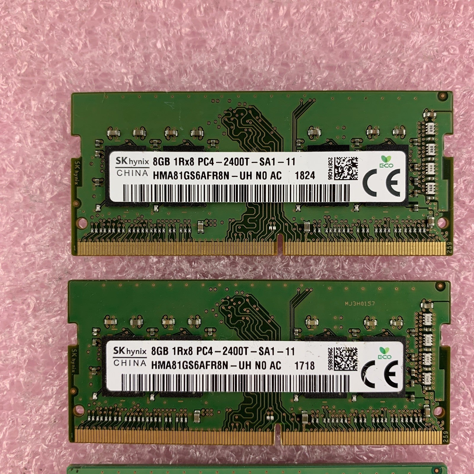 SK Hynix 8 GB HMA81GS6AFR8N-UH PC4 DDR4-2400 Laptop Ram Memory Lot of 4