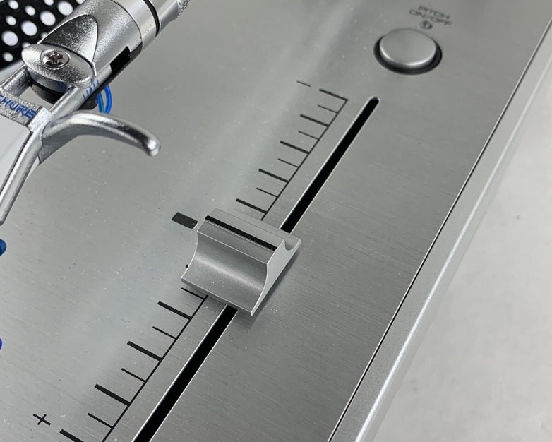 Stanton STR8-100 Digital Turntable Tested Needs New Needle