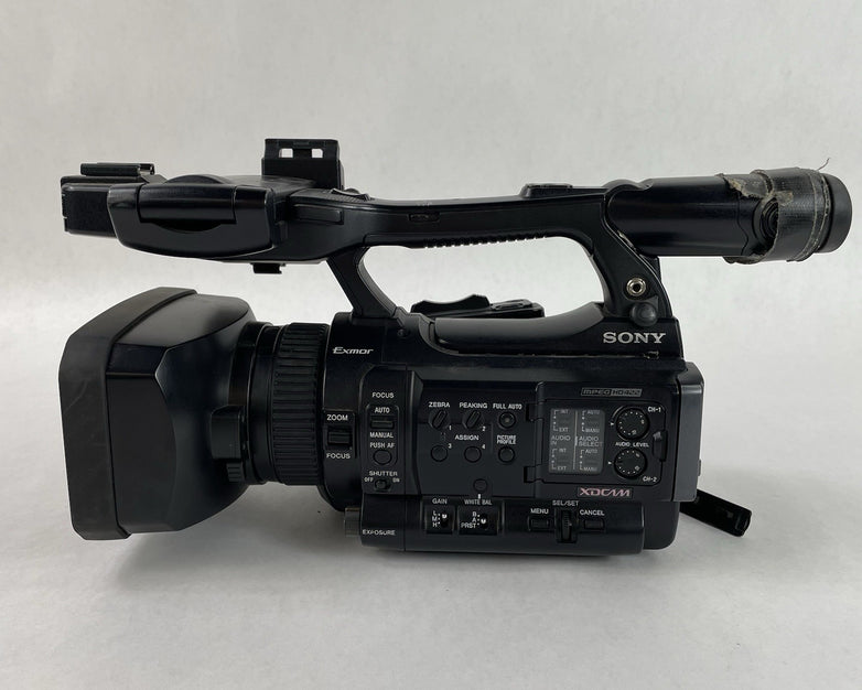 Sony PMW-100 XDCAM HD422 Handheld Camcorder No Battery/AC- Untested Parts/Repair
