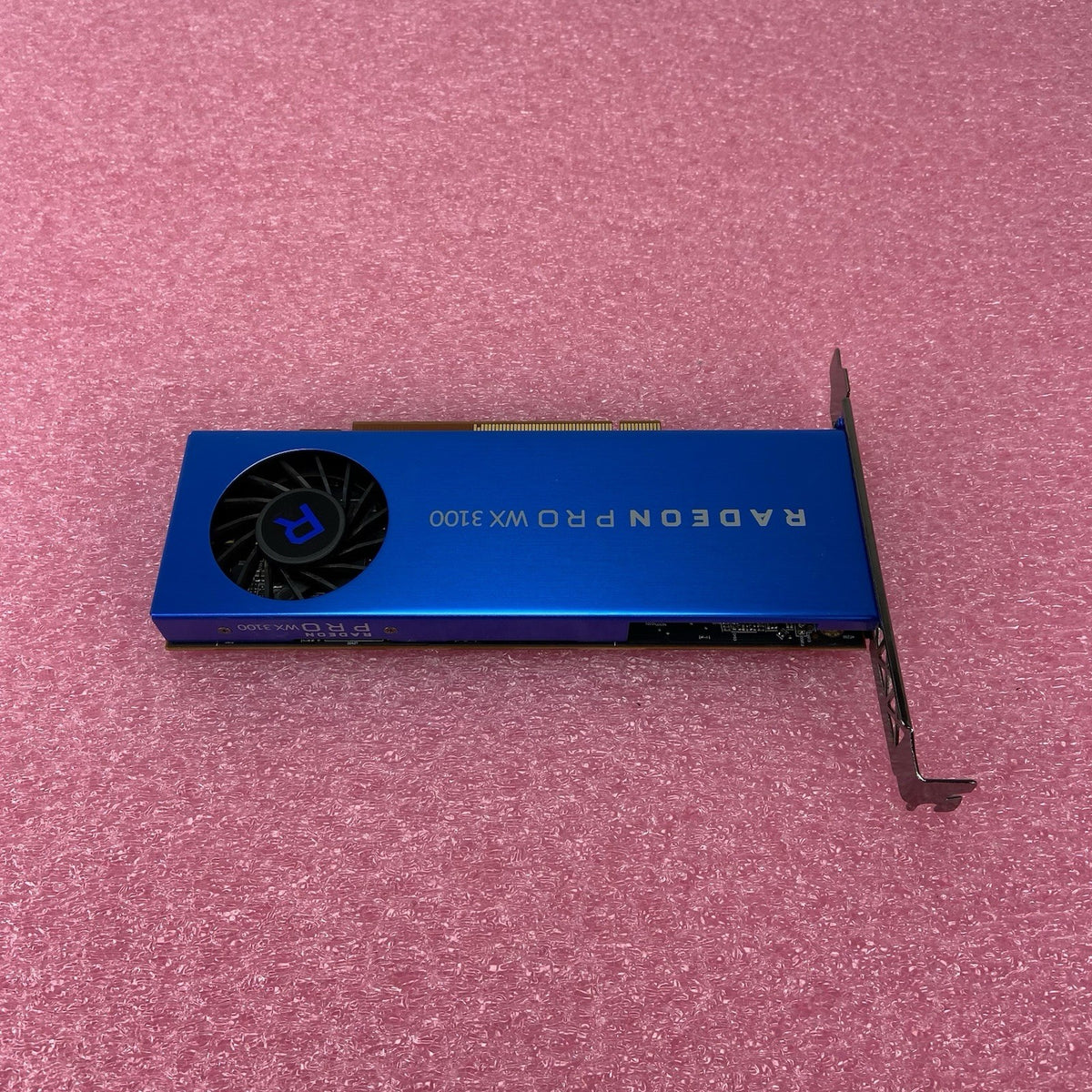 Radeon Pro WX 3100 PCIe x16 4GB GDDR5 Full Height Graphics Card 2